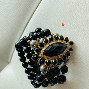 BLACK GOLD BEADS BRACELET